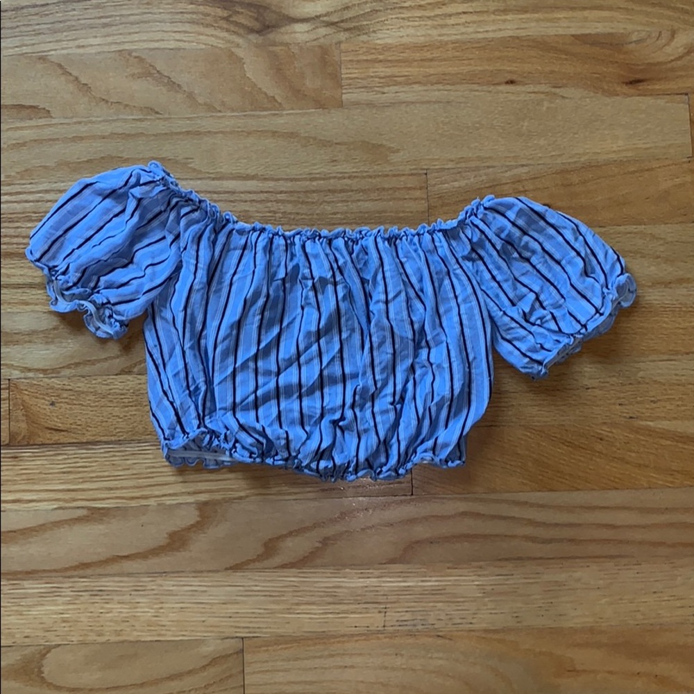 Trendy blue and white crop!!